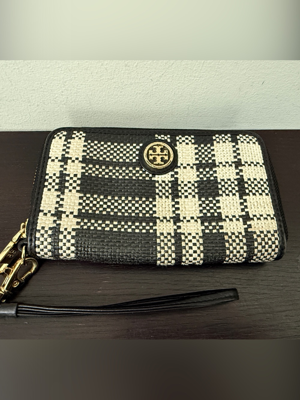 Tory Burch Black and White Robinson Woven Zip Wristlet with Gold Logo